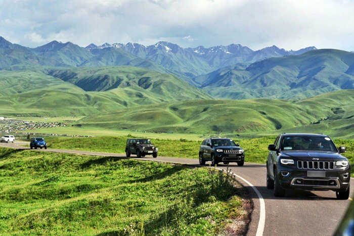 2024年新疆旅游包车线路规划